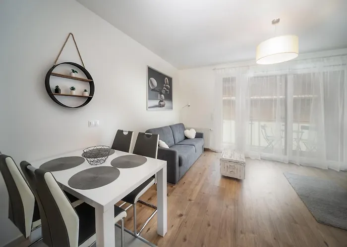 Grace Pine Apartment 2